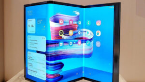 samsungun uce katlanir telefonundan son sizinti uc pil iddiasiyla gundemde ghhmevBX.jpg